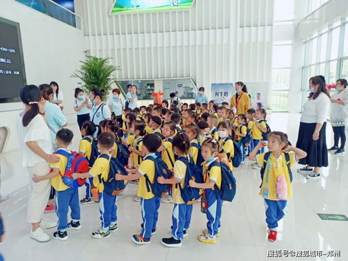 社会实践课,三之三逸品香山幼儿园走进花花牛工厂,来一场奶香四溢的奇妙旅程