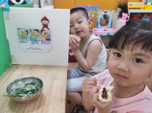 天桥区工人新村南村中心幼儿园开展食品安全活动